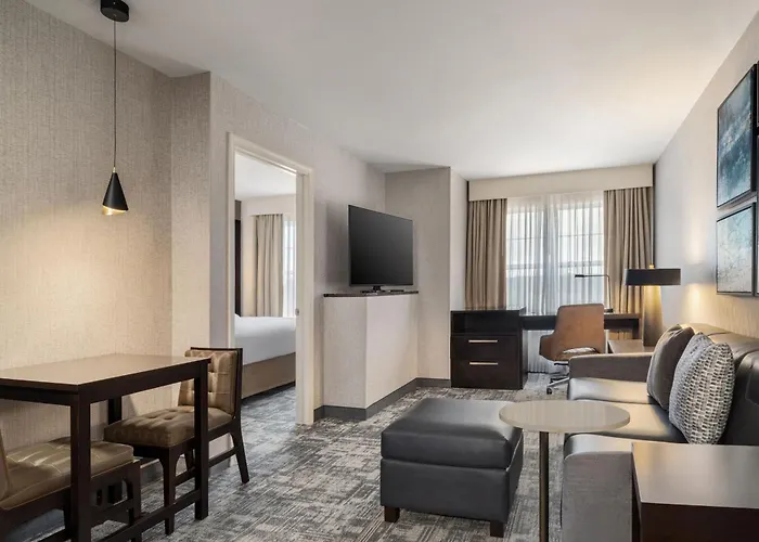 Courtyard By Marriott Long Island Islip/Courthouse Complex Hotel Central Islip