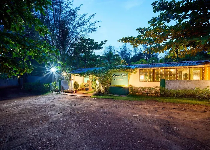 Treebo Lands End Beach Resort - 100M From Beach Morjim