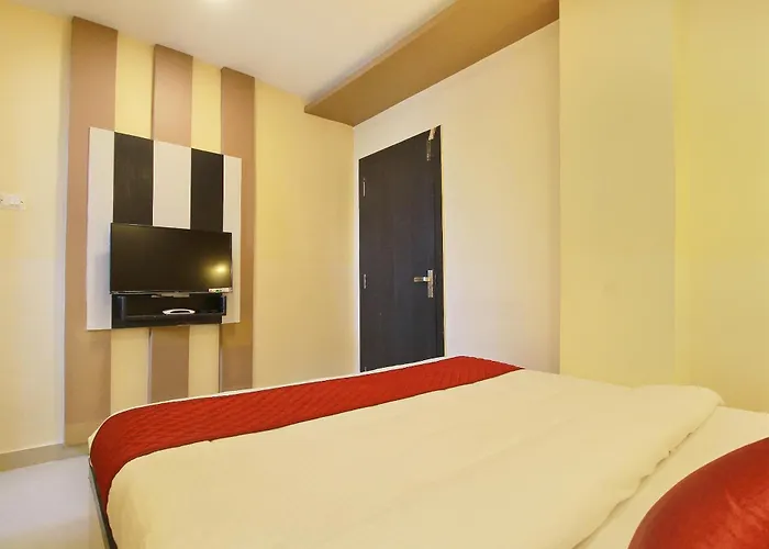 Capital O Rj Grand Hotel Coimbatore