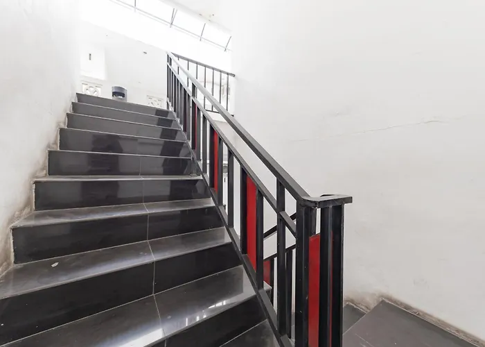 RedDoorz near UIN Sumatera Utara Hotel Medan