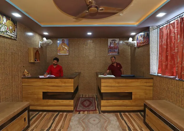 Spot On 38000 Vaidehi Bhawan Hotel Ayodhya