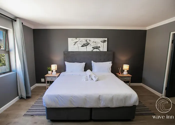Wave Inn Guesthouse Cape Town