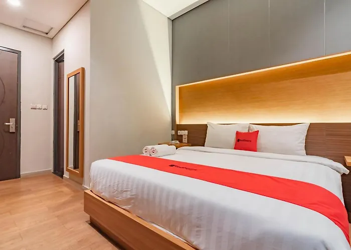 Reddoorz Plus @ Doorman Guest House Bandung