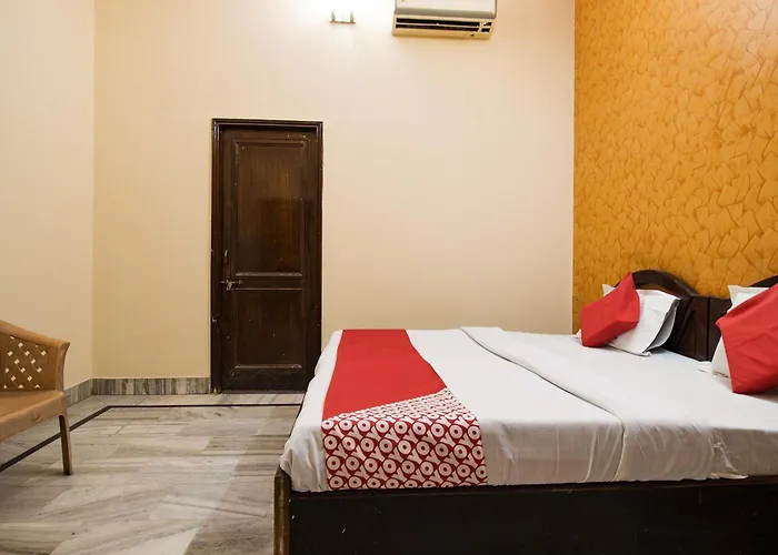 Hotel O Mukund Resort Mathura
