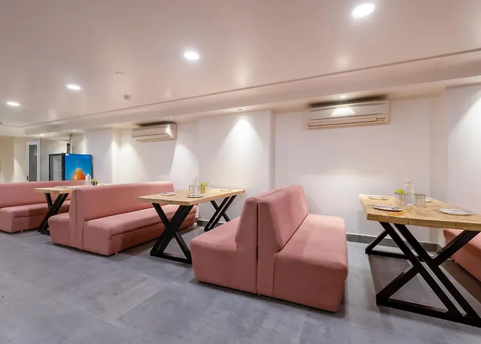 Hotel Pinky Villa-Heritage Boutique Suites Near New Delhi Train Station & Connaught Place