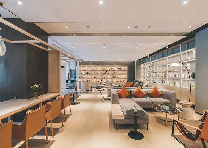 Atour Hotel Yiwu International Trade City