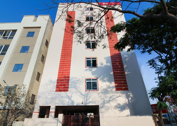Hotel O S V Residency Lingampalli