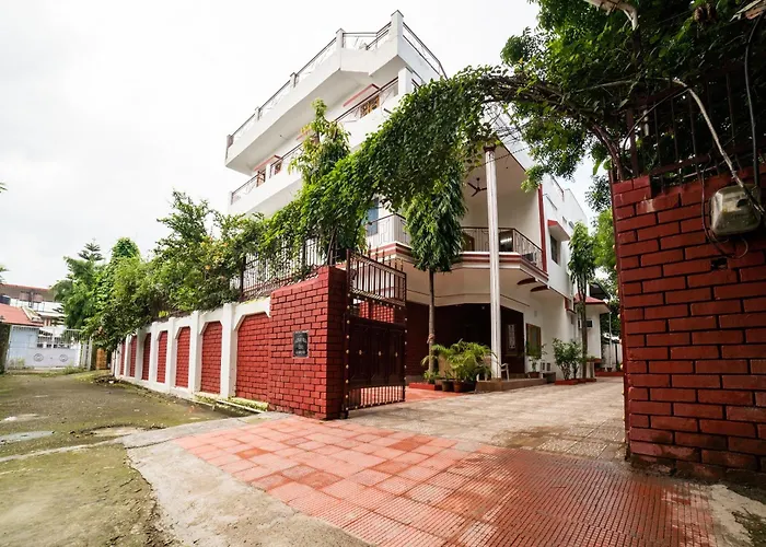 Hotel O Home Gautam Homestay Dehradun