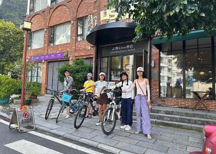 Yangshuo Lisa Boutique Hotel