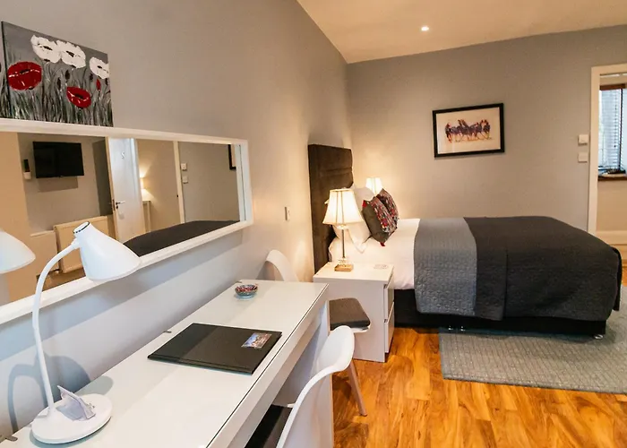 Mount Barker Hotel Swords