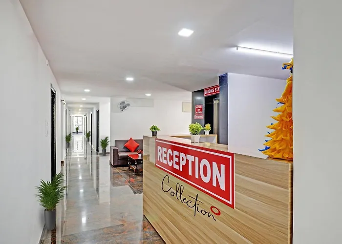 Super Capital O Blooms Stay Inn Near Snow City Bangalore