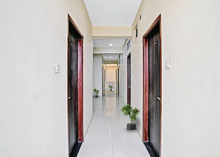 Hotel Dream Palace Indore
