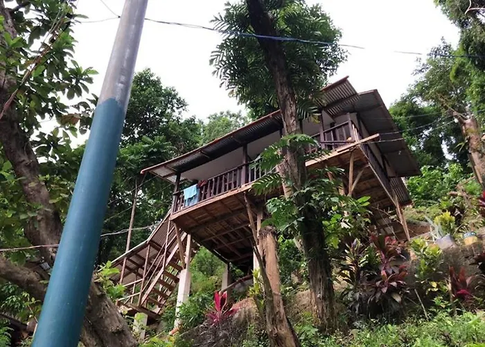 Bale Cabugao Cottages Rental El Nido Overlooking Beach