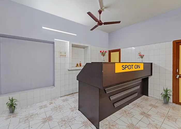 Spot On Sri Sakthi Guest House Villupuram