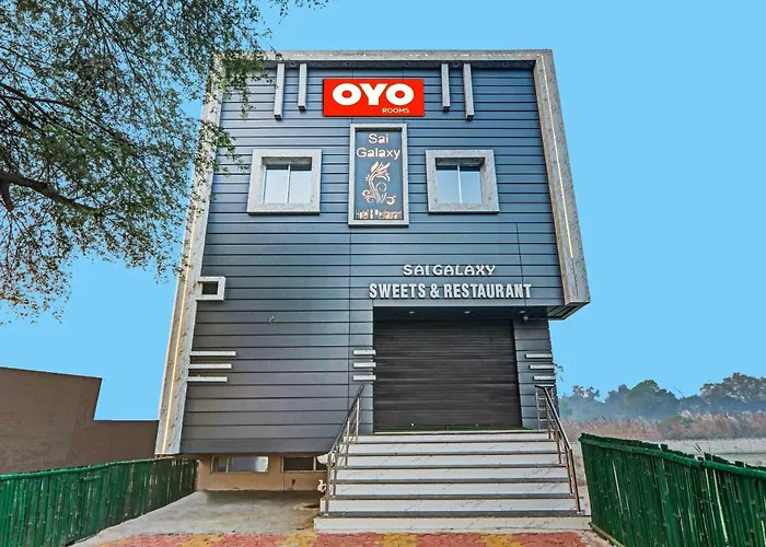 Hotel O Sai Galaxy Hotel & Restaurant Kanpur