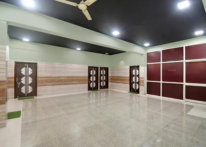 Hotel O M Residency Cuttack
