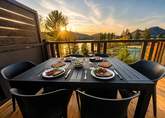 Appartement-Condo Sur Lac Superieur-Mont-Tremblant
