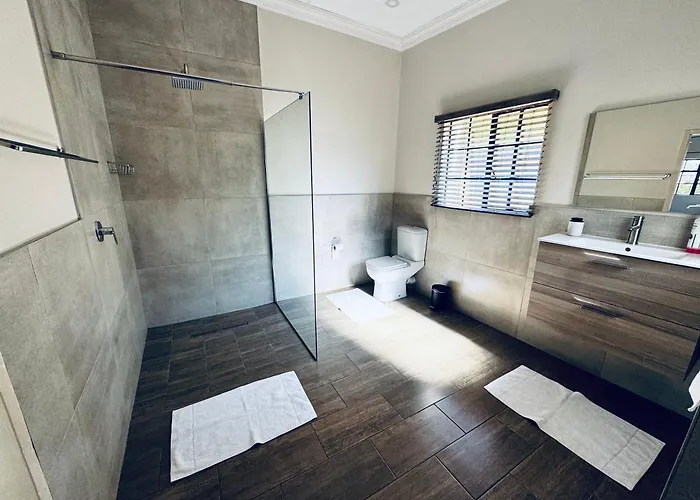 Family Garden Suite - Sleeps 4 Pretoria-Noord