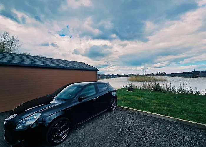 Lakeside Fishing Retreats Boston