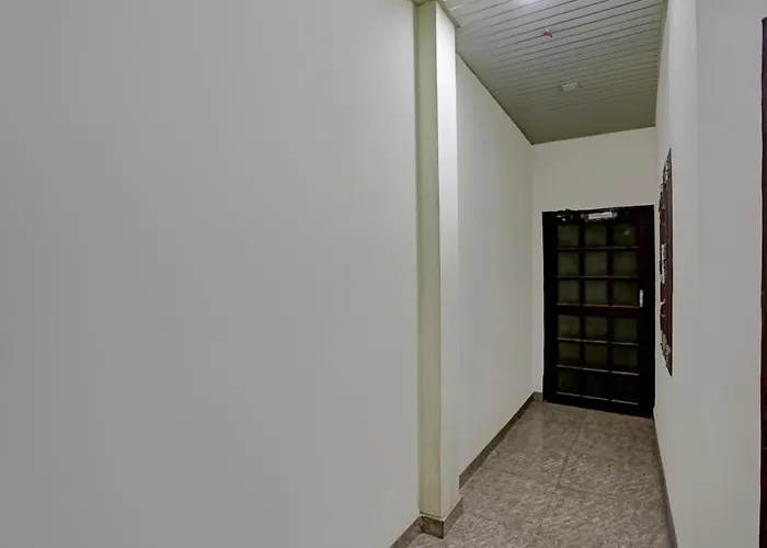 Hotel O Shiv Guest House Bhiwani
