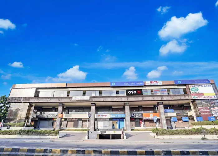 Hotel O Tulsi Hotel Nadiad