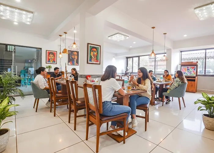 Fabhotel Prime Infantaria Comfort With Pool, Calangute Beach - 500M From Calangute Beach