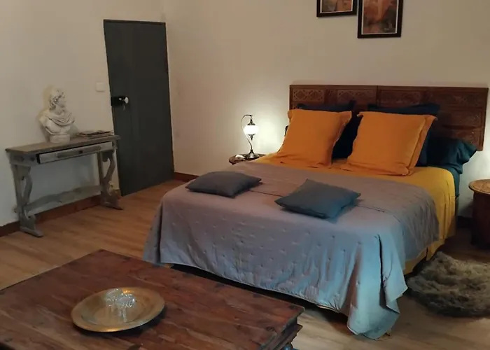 L'Aedes Bed and Breakfast Orange 