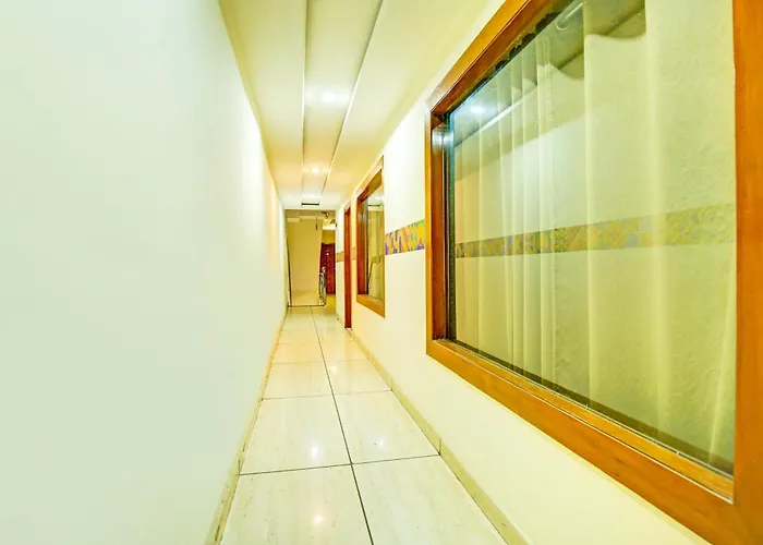 Hotel O Grand Signia Zirakpur