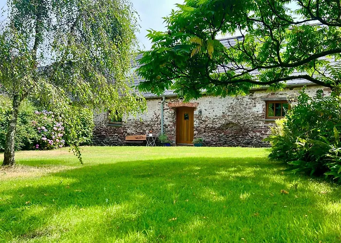 The Old Cowshed - B And B Pembroke