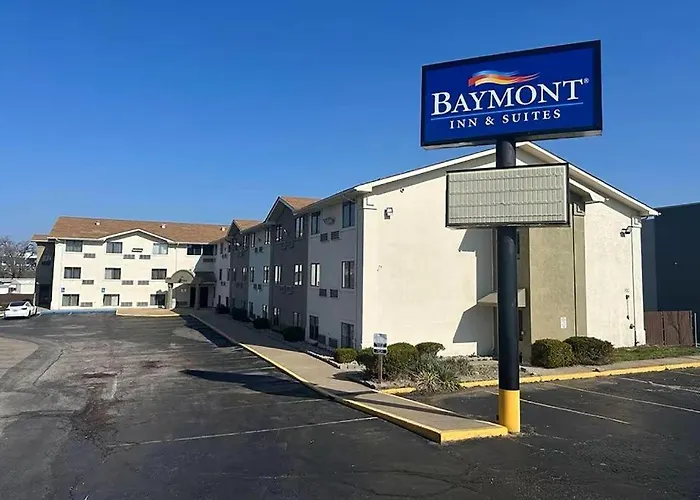 Baymont By Wyndham Bridgeton St Louis Hotel Earth City