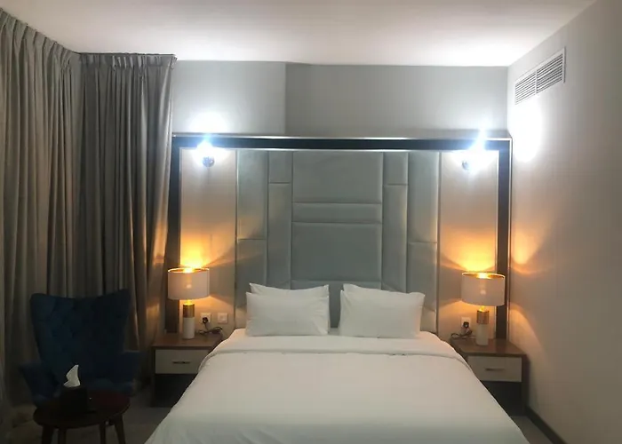 Alazmi Hotel Dubai