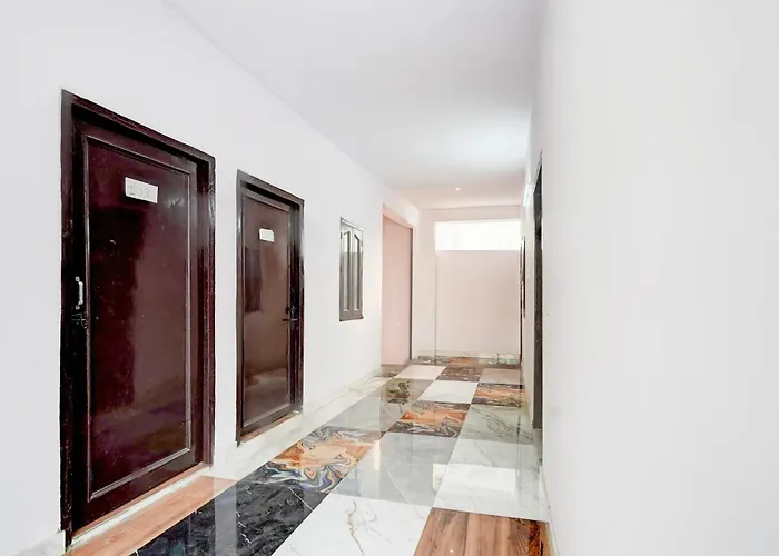 Hotel O Aarav Residency Greater Noida