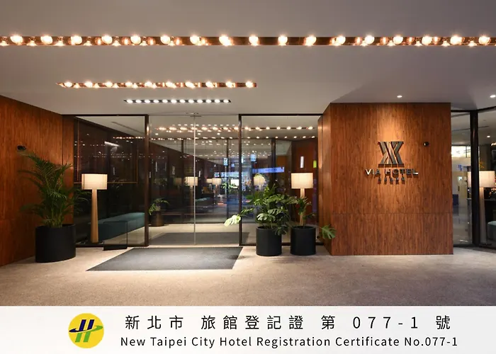 Via Hotel Breeze Taipei