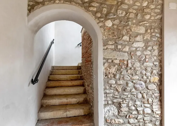 Hotel Le Logge Del Garda San Felice del Benaco