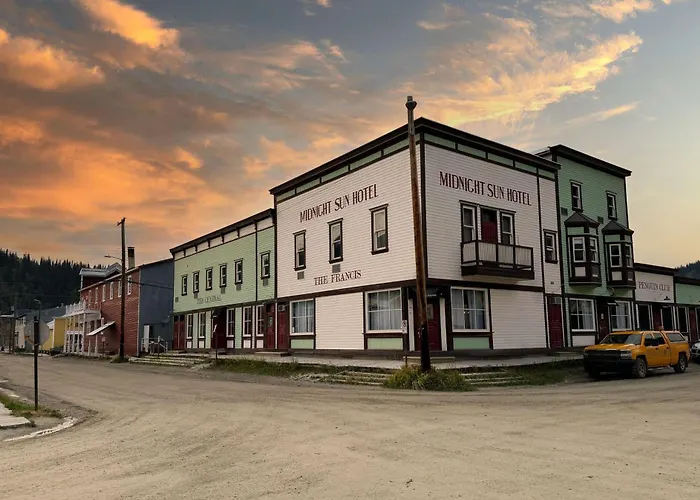 Midnight Sun, A Coast Hotel Dawson City