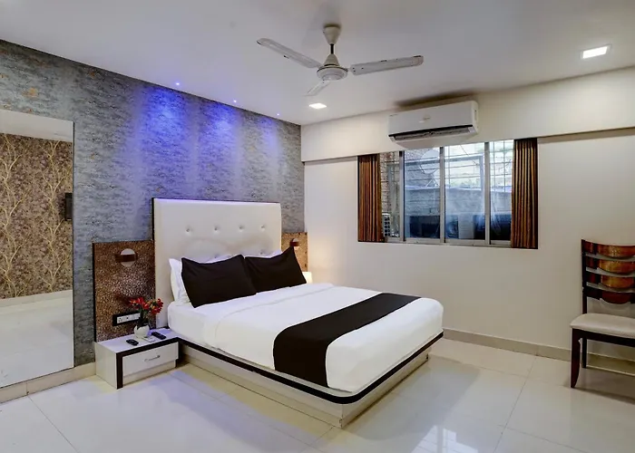 Hotel O Golden Star Mumbai