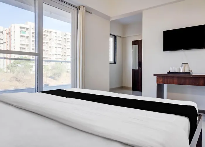 Hotel O Balaji Comfort Home Pune