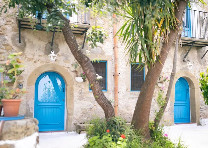 La Casa Del Nespolo - Exclusive Country Suites - Seaview Pool & Self Check-In (Adults Only) Capo d'Orlando