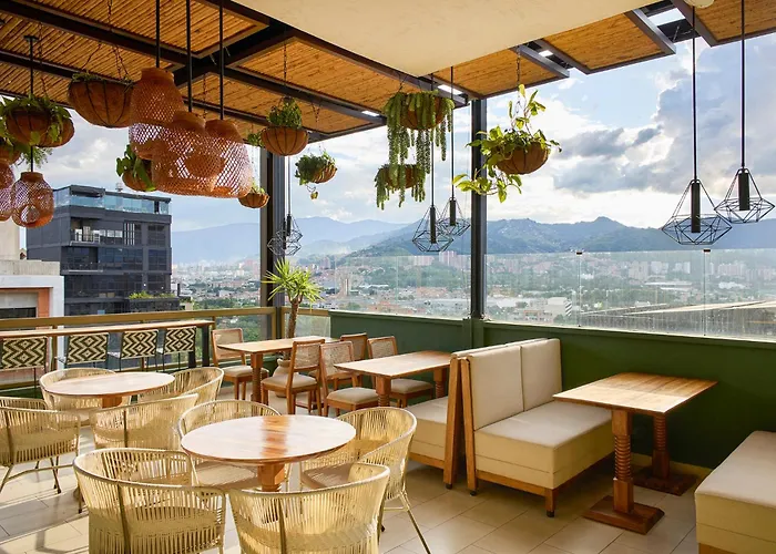 Golden Valley Hotel Medellín