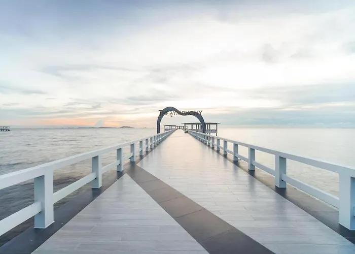 Symphony Of The Sea Hotel Bangsaen