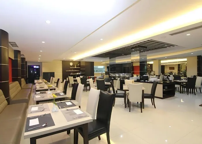 Megaland Hotel Solo