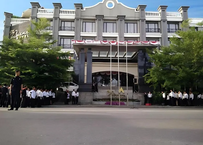 The Axana Hotel Padang 