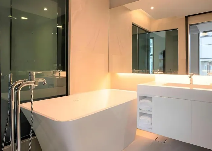 First Pride Hotel Bangkok