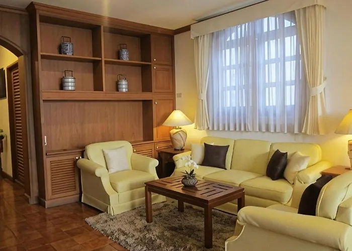 Lido Beach Hotel Pattaya