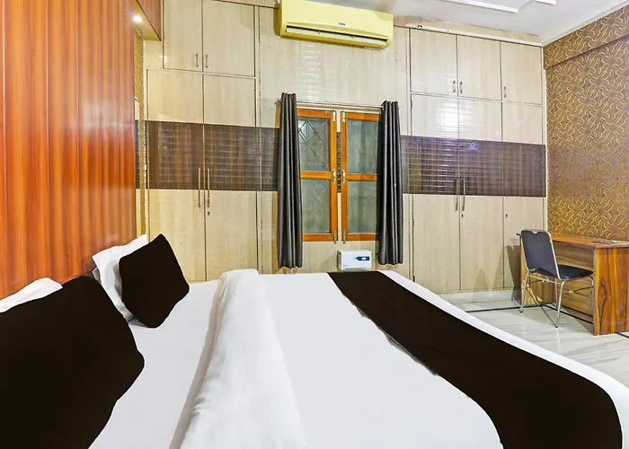 Hotel O S&R Haven Kānpur