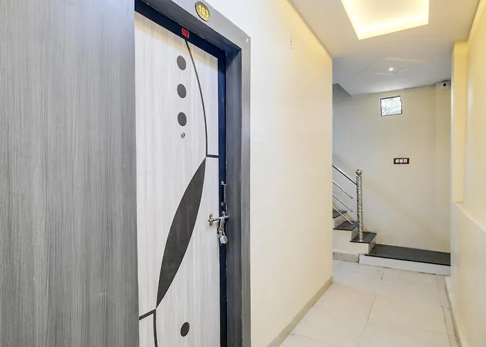 Hotel O Golden Valley Indore