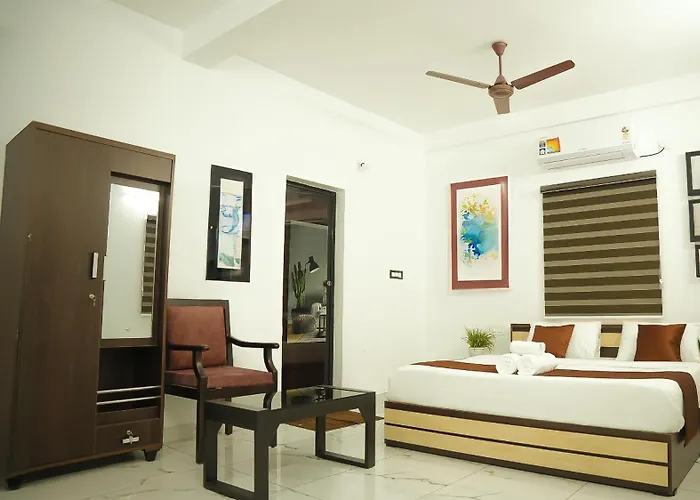 Hotel Gold Suite, Kakkanad Kochi