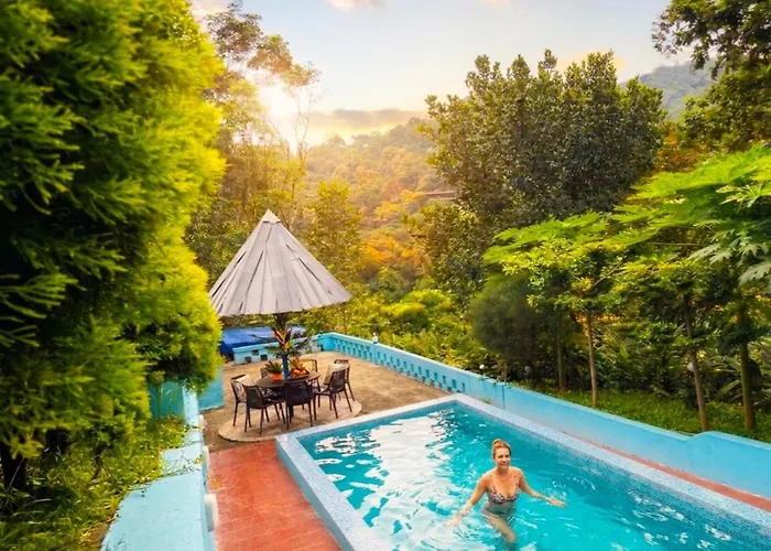 Misty Valley Private Pool Villa Munnar Anachal