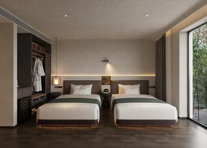Happy Dragon Imperial Garden Courtyard Beijing Forbidden City Newly Renovated Fluent English Speaking