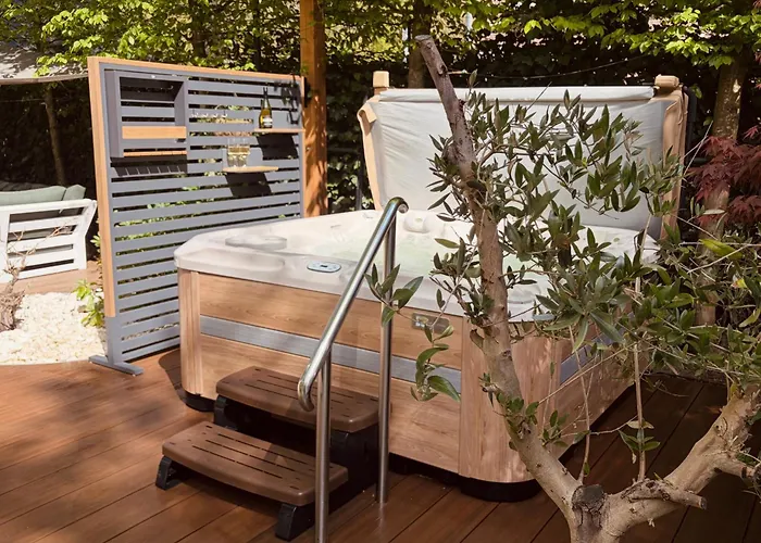 Berg en Bos Suite met luxe jacuzzi Apeldoorn